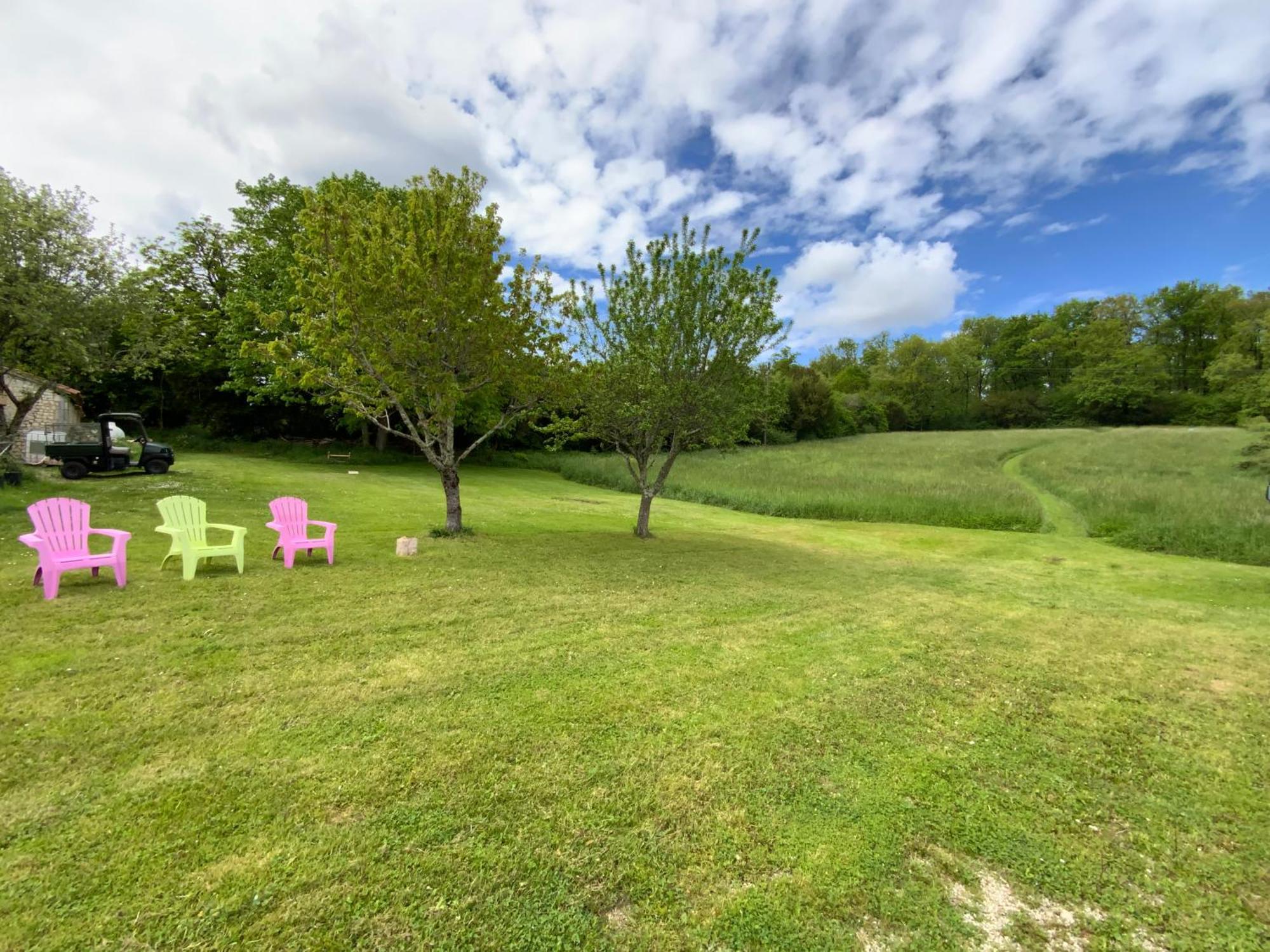 French Farmhouse Retreat With Pool & Superb Views. Blanzac  Buitenkant foto